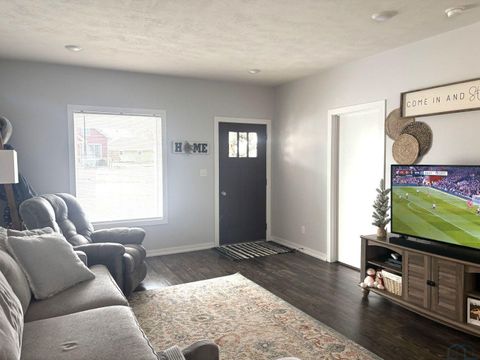 Tiny photo for 113 Boston Ave SE Ave, Orange City, IA 51041 (MLS # 831665)