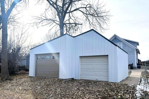 Tiny photo for 113 Boston Ave SE Ave, Orange City, IA 51041 (MLS # 831665)