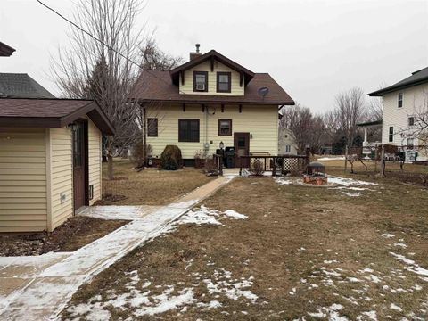 Tiny photo for 1016 9th Street, Sheldon, IA 51201 (MLS # 831668)
