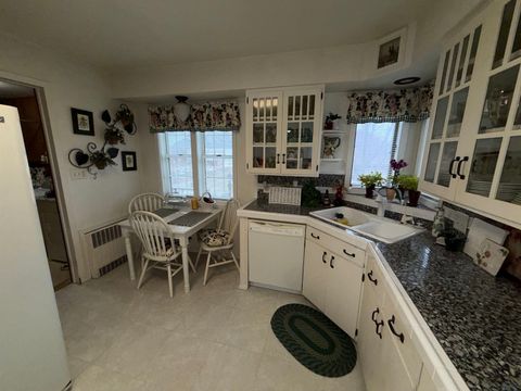 Tiny photo for 1016 9th Street, Sheldon, IA 51201 (MLS # 831668)