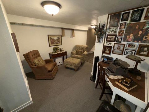 Tiny photo for 1016 9th Street, Sheldon, IA 51201 (MLS # 831668)