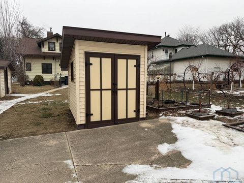 Tiny photo for 1016 9th Street, Sheldon, IA 51201 (MLS # 831668)