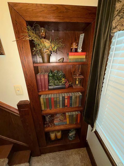 Tiny photo for 1016 9th Street, Sheldon, IA 51201 (MLS # 831668)