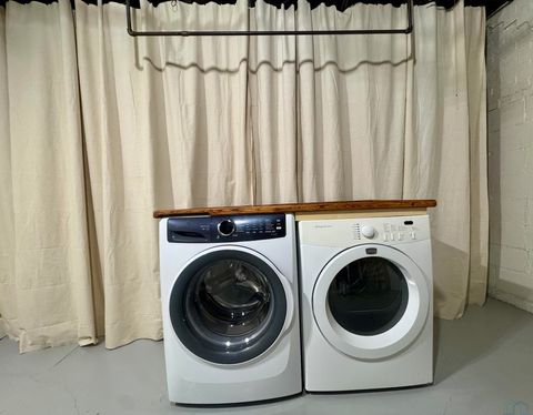 Tiny photo for 404 9th St, Alton, IA 51003 (MLS # 831738)