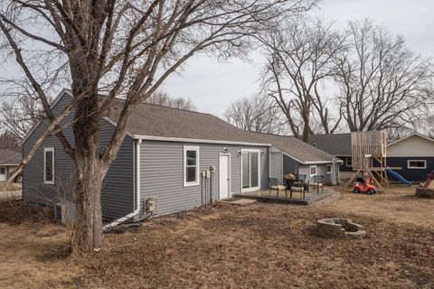 Tiny photo for 112 6th St NW St, Orange City, IA 51041 (MLS # 831973)