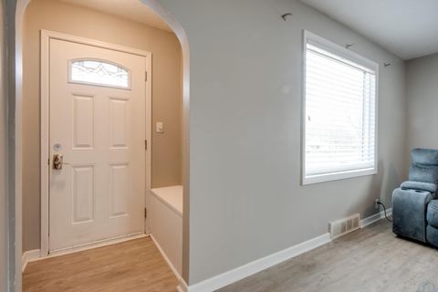 Tiny photo for 112 6th St NW St, Orange City, IA 51041 (MLS # 831973)