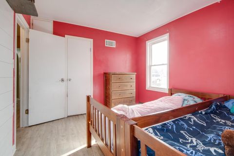 Tiny photo for 112 6th St NW St, Orange City, IA 51041 (MLS # 831973)