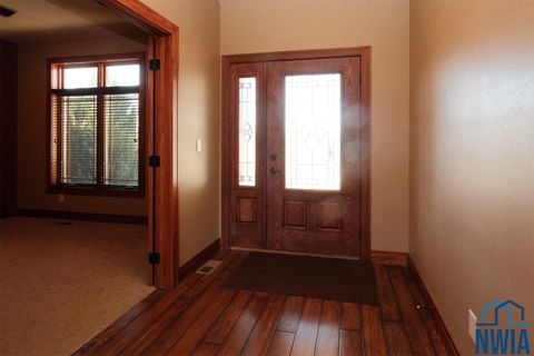 Tiny photo for 2318 Riviera Road, Sioux Center, IA 51250 (MLS # 830894)