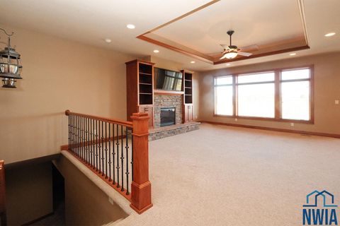 Tiny photo for 2318 Riviera Road, Sioux Center, IA 51250 (MLS # 830894)