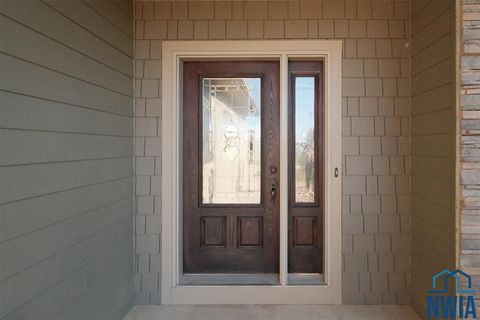 Tiny photo for 2318 Riviera Road, Sioux Center, IA 51250 (MLS # 830894)