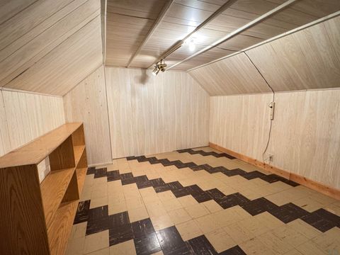 Tiny photo for 205 Washington Ave, Sheldon, IA 51201 (MLS # 831199)