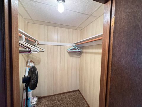 Tiny photo for 205 Washington Ave, Sheldon, IA 51201 (MLS # 831199)