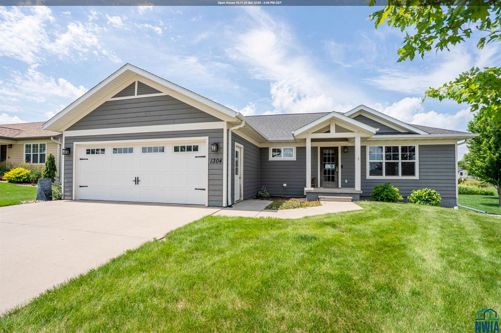 Photo of 1304 Olympia Place, Orange City, IA 51041 (MLS # 830484)