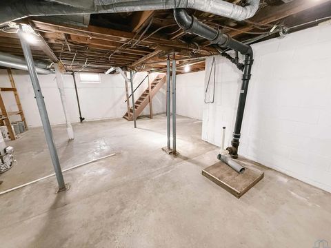 Tiny photo for 704 3rd Ave, Alton, IA 51003 (MLS # 831419)