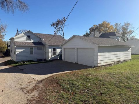 Tiny photo for 704 3rd Ave, Alton, IA 51003 (MLS # 831419)
