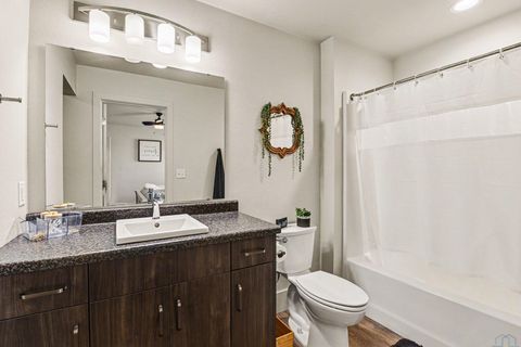 Tiny photo for 1506 Lincoln Pl SE Pl, Orange City, IA 51041 (MLS # 831869)