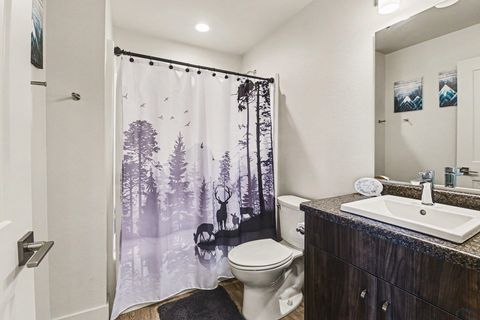 Tiny photo for 1506 Lincoln Pl SE Pl, Orange City, IA 51041 (MLS # 831869)