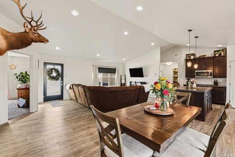 Tiny photo for 1506 Lincoln Pl SE Pl, Orange City, IA 51041 (MLS # 831869)