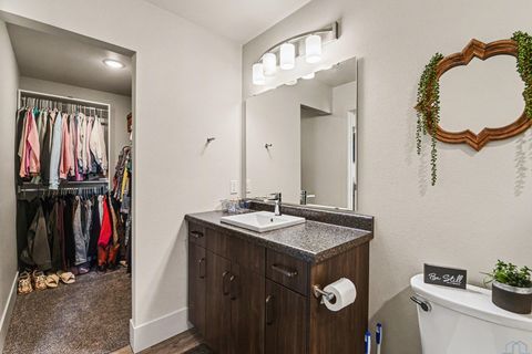 Tiny photo for 1506 Lincoln Pl SE Pl, Orange City, IA 51041 (MLS # 831869)