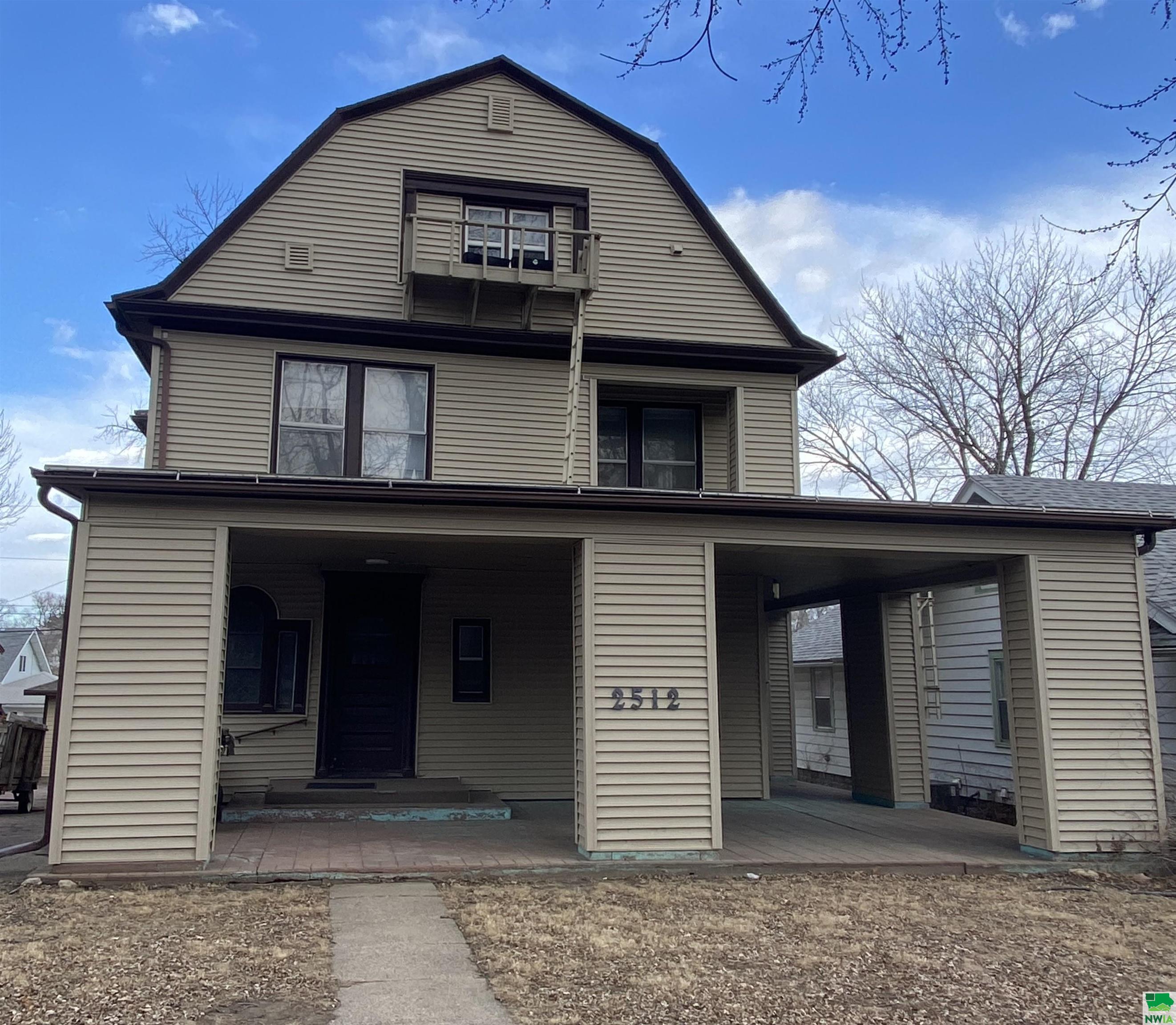 Photo 1 of 11 — 2512 Jones, Sioux City, IA 51104