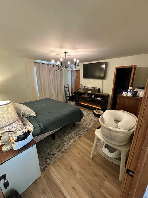 Tiny photo for 865 Matlock Blvd, Sheldon, IA 51201 (MLS # 830924)