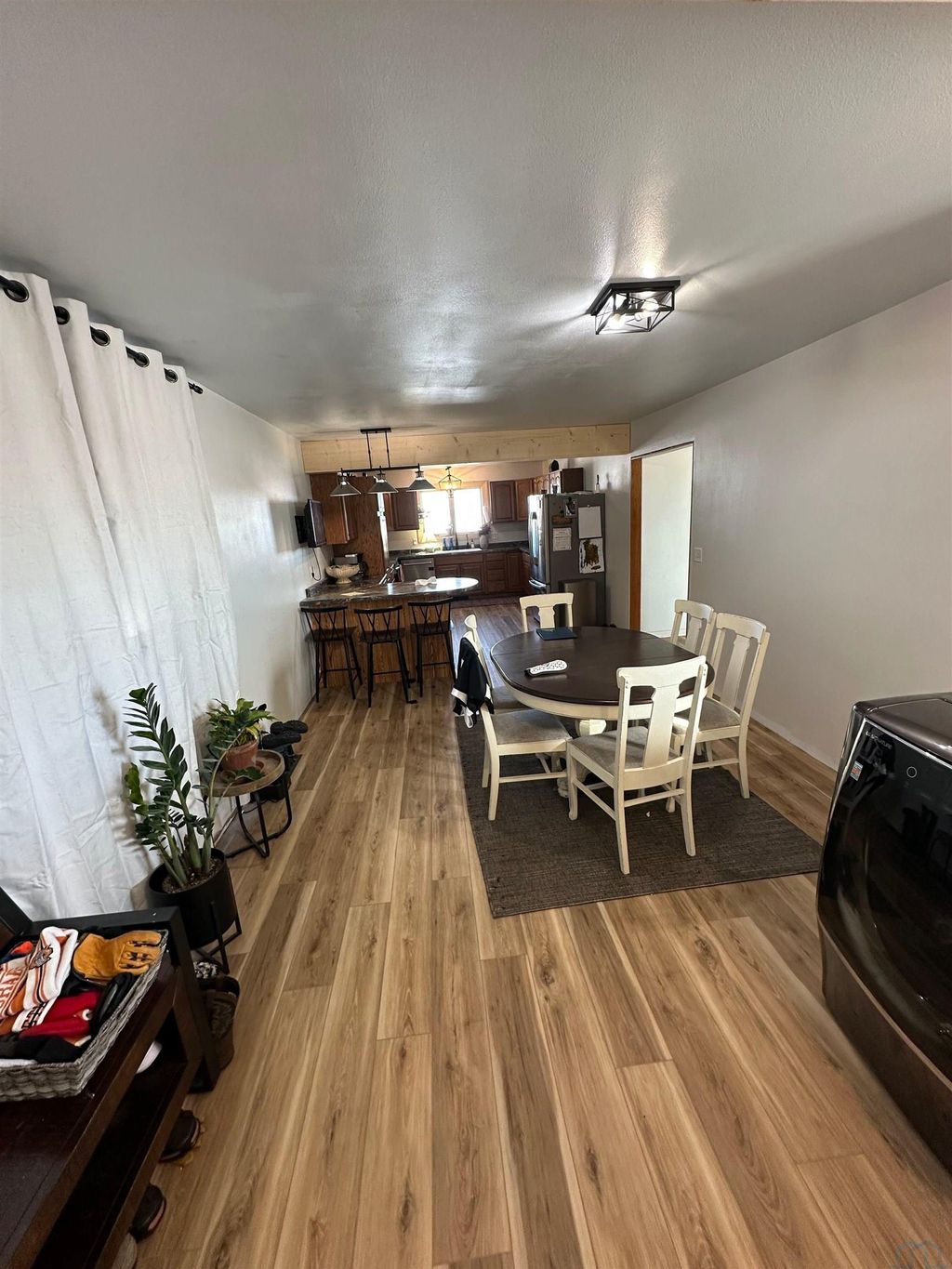 Photo of 865 Matlock Blvd, Sheldon, IA 51201 (MLS # 830924)