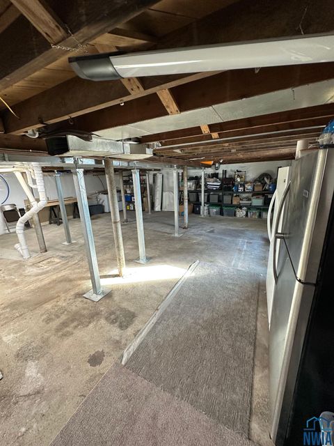 Tiny photo for 865 Matlock Blvd, Sheldon, IA 51201 (MLS # 830924)