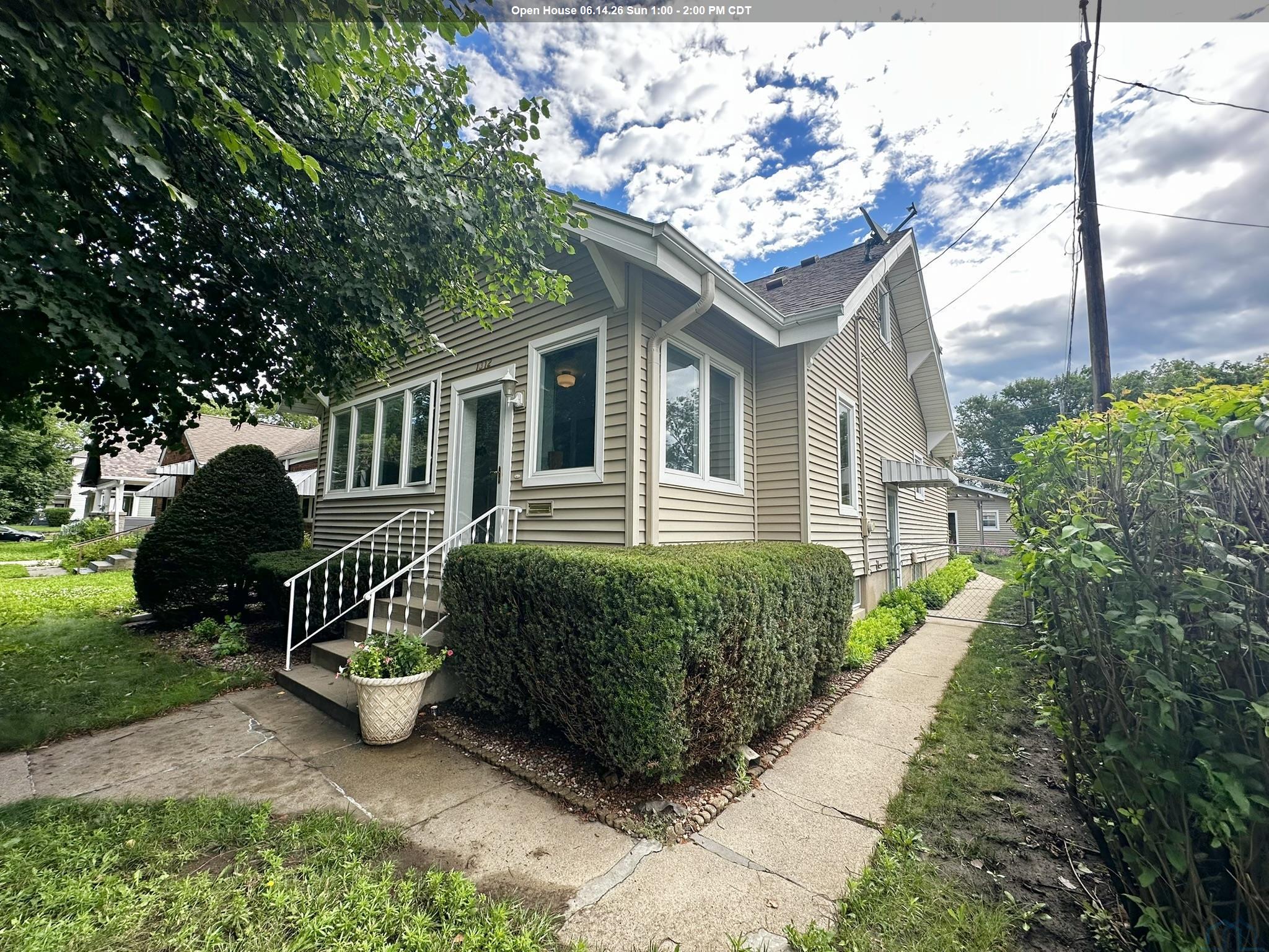 Photo 1 of 23 — 1312 S GLASS ST, Sioux City, IA 51106