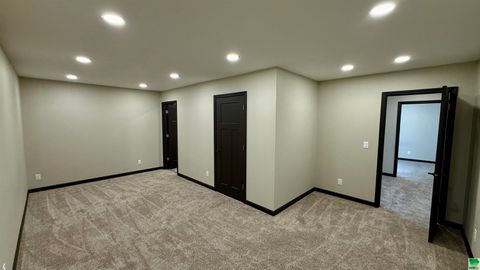 Tiny photo for 2500 Avenue B, Hawarden, IA 51023 (MLS # 827013)