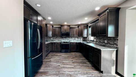 Tiny photo for 2500 Avenue B, Hawarden, IA 51023 (MLS # 827013)