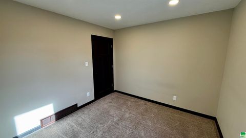 Tiny photo for 2500 Avenue B, Hawarden, IA 51023 (MLS # 827013)