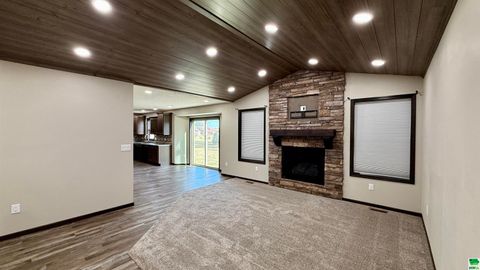 Tiny photo for 2500 Avenue B, Hawarden, IA 51023 (MLS # 827013)