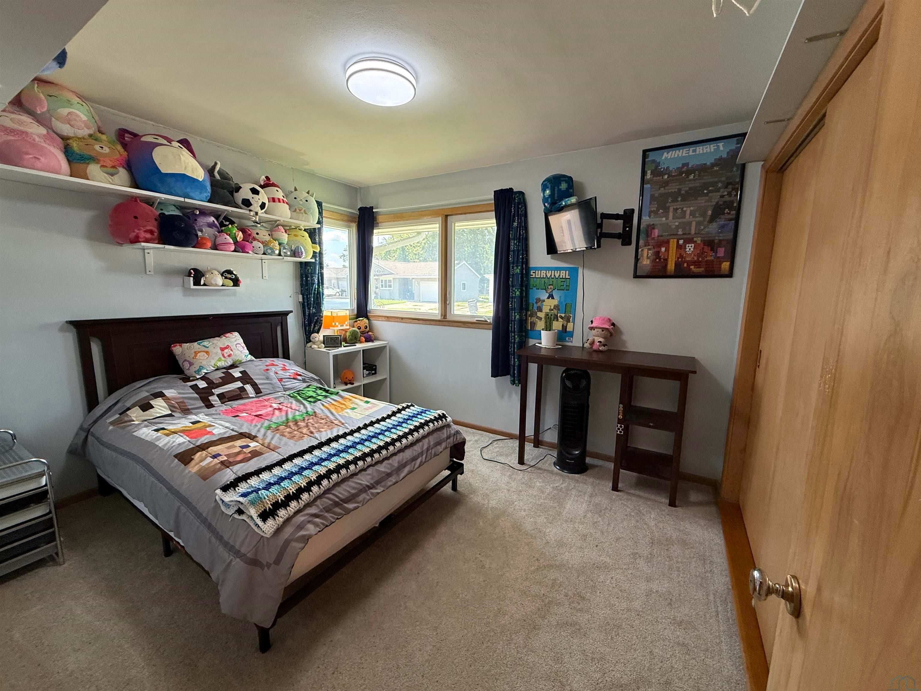 506 ASH ST - Photo 3