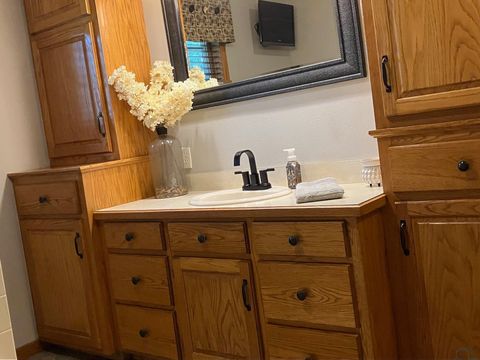 Tiny photo for 601 Lincoln Ave SE Ave, Orange City, IA 51041 (MLS # 829303)