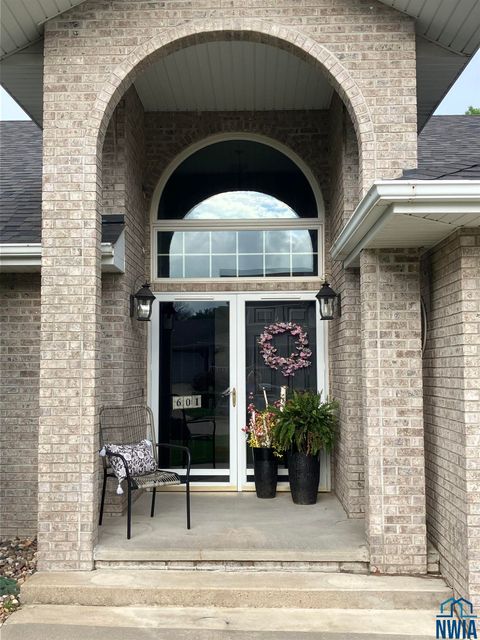 Tiny photo for 601 Lincoln Ave SE Ave, Orange City, IA 51041 (MLS # 829303)