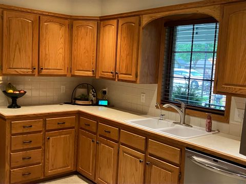 Tiny photo for 601 Lincoln Ave SE Ave, Orange City, IA 51041 (MLS # 829303)