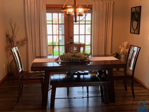 Tiny photo for 601 Lincoln Ave SE Ave, Orange City, IA 51041 (MLS # 829303)