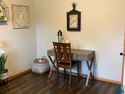 Tiny photo for 601 Lincoln Ave SE Ave, Orange City, IA 51041 (MLS # 829303)