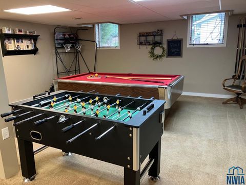 Tiny photo for 601 Lincoln Ave SE Ave, Orange City, IA 51041 (MLS # 829303)