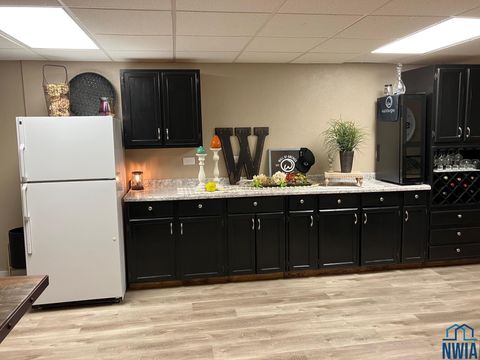 Tiny photo for 601 Lincoln Ave SE Ave, Orange City, IA 51041 (MLS # 829303)