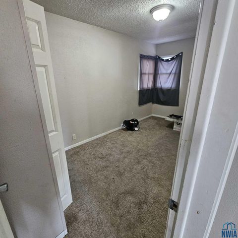 Tiny photo for 518 Washington Ave, Sheldon, IA 51201 (MLS # 828877)