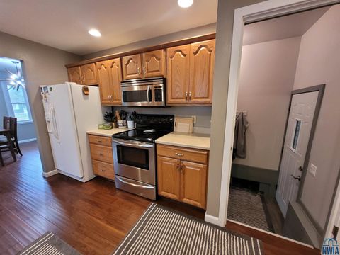 Tiny photo for 934 Roosevelt Ave, Sheldon, IA 51201 (MLS # 830815)