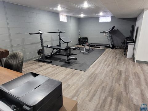 Tiny photo for 934 Roosevelt Ave, Sheldon, IA 51201 (MLS # 830815)