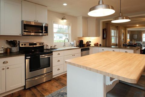 Tiny photo for 522 Delaware Ave NW Ave, Orange City, IA 51041 (MLS # 832490)