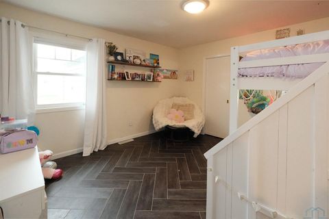 Tiny photo for 522 Delaware Ave NW Ave, Orange City, IA 51041 (MLS # 832490)