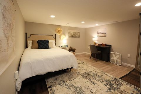 Tiny photo for 522 Delaware Ave NW Ave, Orange City, IA 51041 (MLS # 832490)