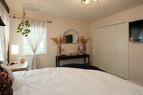 Tiny photo for 522 Delaware Ave NW Ave, Orange City, IA 51041 (MLS # 832490)