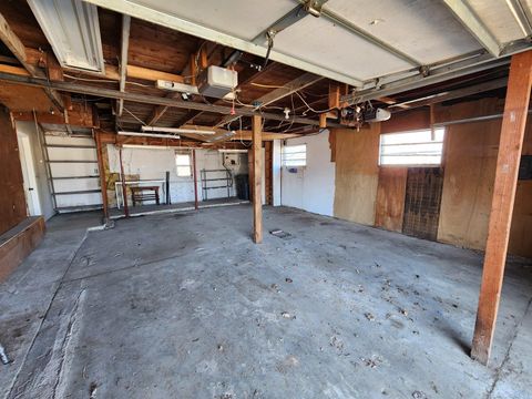 Tiny photo for 610 Park Row, Sheldon, IA 51201 (MLS # 831796)