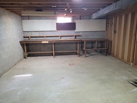 Tiny photo for 620 6th Ave, Sheldon, IA 51201 (MLS # 832089)