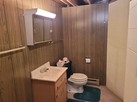 Tiny photo for 620 6th Ave, Sheldon, IA 51201 (MLS # 832089)